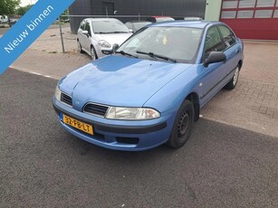 Mitsubishi Carisma 1.6 Comfort GERESERVEERD!!!!!!!!!!!!