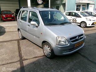 Opel Agila 1.2-16V Cosmo 95000 km .