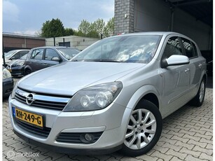 Opel Astra 1.4 Elegance / Airco / 5DRS / 122.000KM!