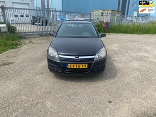 Opel Astra 1.4 Essentia