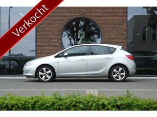 Opel Astra 1.6 Business Edition+ Navigatie, Trekhaak