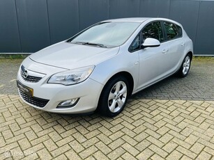 Opel Astra 1.6 Edition/Airco/trekhaak/nw apk/cruise/pdc