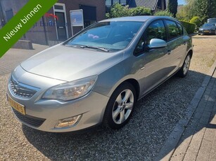 Opel Astra 1.6 Edition/NWE DISTR/DEALER OHDN/CLIMAT/CRUISE