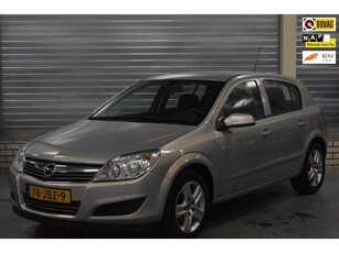 Opel Astra 1.6 Executive + NavigatieCruise