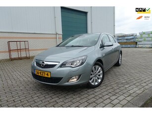 Opel Astra 1.6 Turbo Cosmo 180 PK -1e eigenaar - trekhaak -