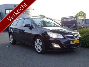 Opel Astra Sports Tourer 1.6i 116PK (bj 2011)