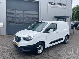 Opel Combo 1.5D 102PK Airco Navigatie (bj 2020)