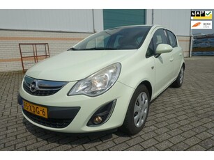 Opel Corsa 1.2-16V Cosmo- automaat - trekhaak - elec ramen