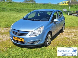 Opel Corsa 1.2-16V Selection AIRCO