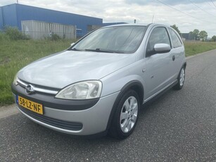 Opel Corsa 1.2-16V Sport