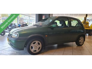 Opel Corsa 1.2i-16V Sport nwe apk+beurt