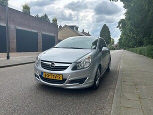 Opel Corsa 1.4-16V Cosmo OPDC uitvoering