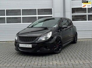 Opel Corsa 1.6-16V GSI OPC / 220PK / Wossner High Performance / Rode Gordels / Bilstein