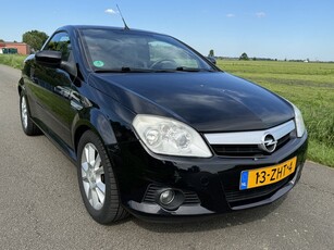 Opel Tigra TwinTop 1.4-16V Rhythm (bj 2006)