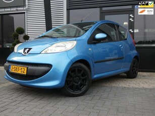 Peugeot 107 1.0-12V XR