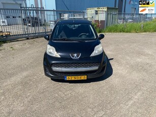 Peugeot 107 1.0-12V XS