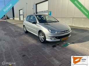 Peugeot 206 1.4-16V Quiksilver NAP/AIRCO/ELEK.PAKKET