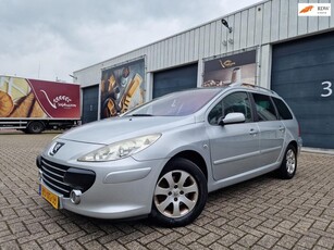 Peugeot 307 SW 1.6-16V Premium 7PERS PANO CRUISE TREKHAAK