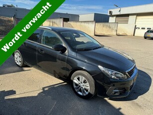 Peugeot 308 SW 1.2 PureTech Blue Lease Executive