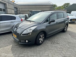 Peugeot 5008 1.6 THP Blue Lease Executive 7p. EXPORT