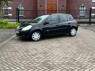 Renault Clio 1.2-16V Expression