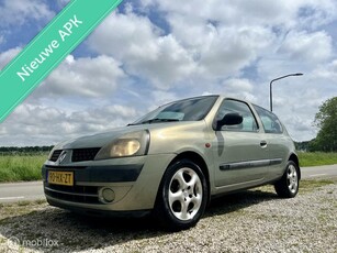 Renault Clio 1.2-16V Expression, BJ 2002, APK Jul 2025, NAP