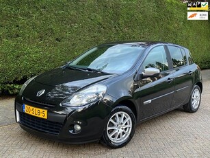 Renault Clio 1.5 dCi NAVI/PDC/LEER/RIJDT NIEUW/1e EIGENAAR!!