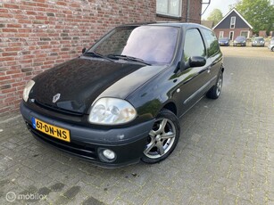 Renault Clio 1.6-16V