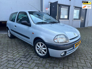 Renault Clio 1.6 RT