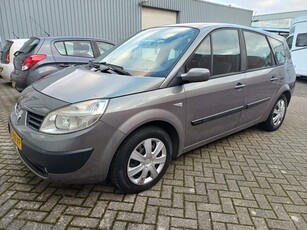 Renault Grand Scenic 1.6-16V Privilège Comfort 7 Zitter