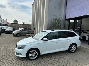 Skoda Fabia Combi 1.2 TSI Style NAVI! CLIMA! PDC! INRUIL