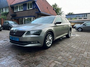 Skoda Superb Combi 1.6 TDI Ambition Business Pano/Navi/Xenon