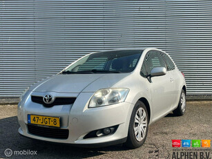 Toyota Auris 1.4 D-4D Aspiration- Nap- Trekhaak 1 jaar apk