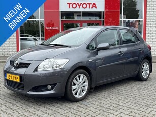 TOYOTA AURIS 1.6-16V LUNA BUSINESS NL-AUTO 1E-EIG AUTOMAAT TREKHAAK PARK-SENSOREN NAVI KEYLESS CLIMA EL-RAMEN CRUISE