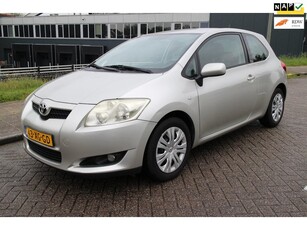 Toyota Auris 1.6-16V Sol Business