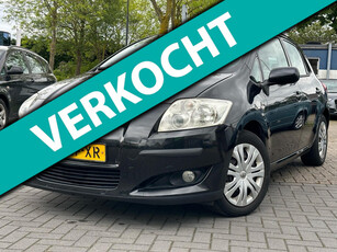 Toyota Auris 1.6-16V Sol