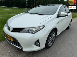 Toyota Auris 1.8 Hybrid Executive dealer onderhouden