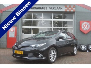 Toyota Auris Touring Sport. LEES MEER!trekhaak nav. 1.2