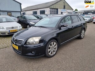 Toyota Avensis Wagon 2.0 D-4D Luna Business NAV.+ Clima