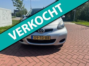 Toyota Aygo 1.0-12V + 5 DEURS AIRCO 152.000 KM