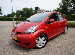 Toyota Aygo 1.0-12V AUTOMAAT Comfort Navigator