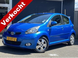 Toyota Aygo 1.0-12V Dynamic Blue AIRCO / AUTOMAAT / ELEK.