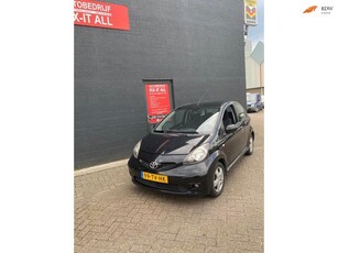 Toyota Aygo 1.0-12V Sport