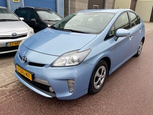 Toyota Prius 1.8 Plug-in Aspiration 2013 NAP Navigatie Half