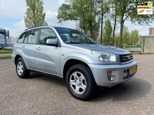 Toyota RAV4 2.0-16V VVT-i Luna