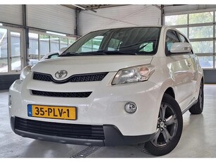 Toyota Urban Cruiser 1.3 VVT-i Dynamic Pearl (bj 2011)