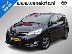 Toyota Verso 1.8 VVT-i Aspiration, Navi, Parkeersensoren