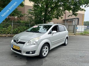 Toyota Verso 1.8 VVT-i Sol 7p. NETTE AUTO MET RUIMTE VOOR 7