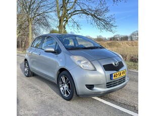 Toyota Yaris 1.3 AUTOMAAT - NEW APK - NAP - DEALERONDERHOUDE