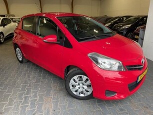 Toyota Yaris 1.3 VVT-i 5Deurs. *Airco*Camera*Nieuw mod*